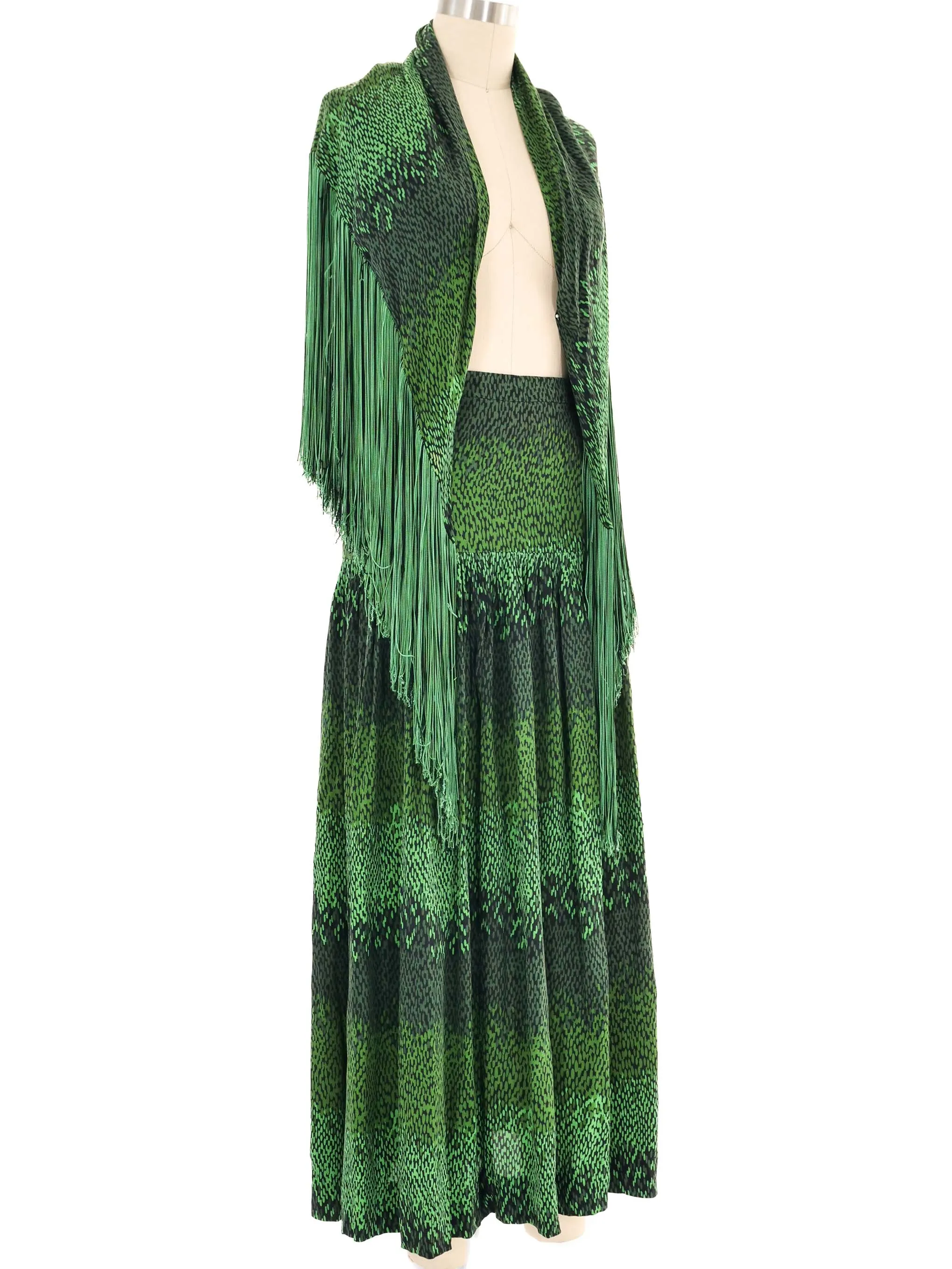 1970s Green Printed Fringed Shawl Ensemble