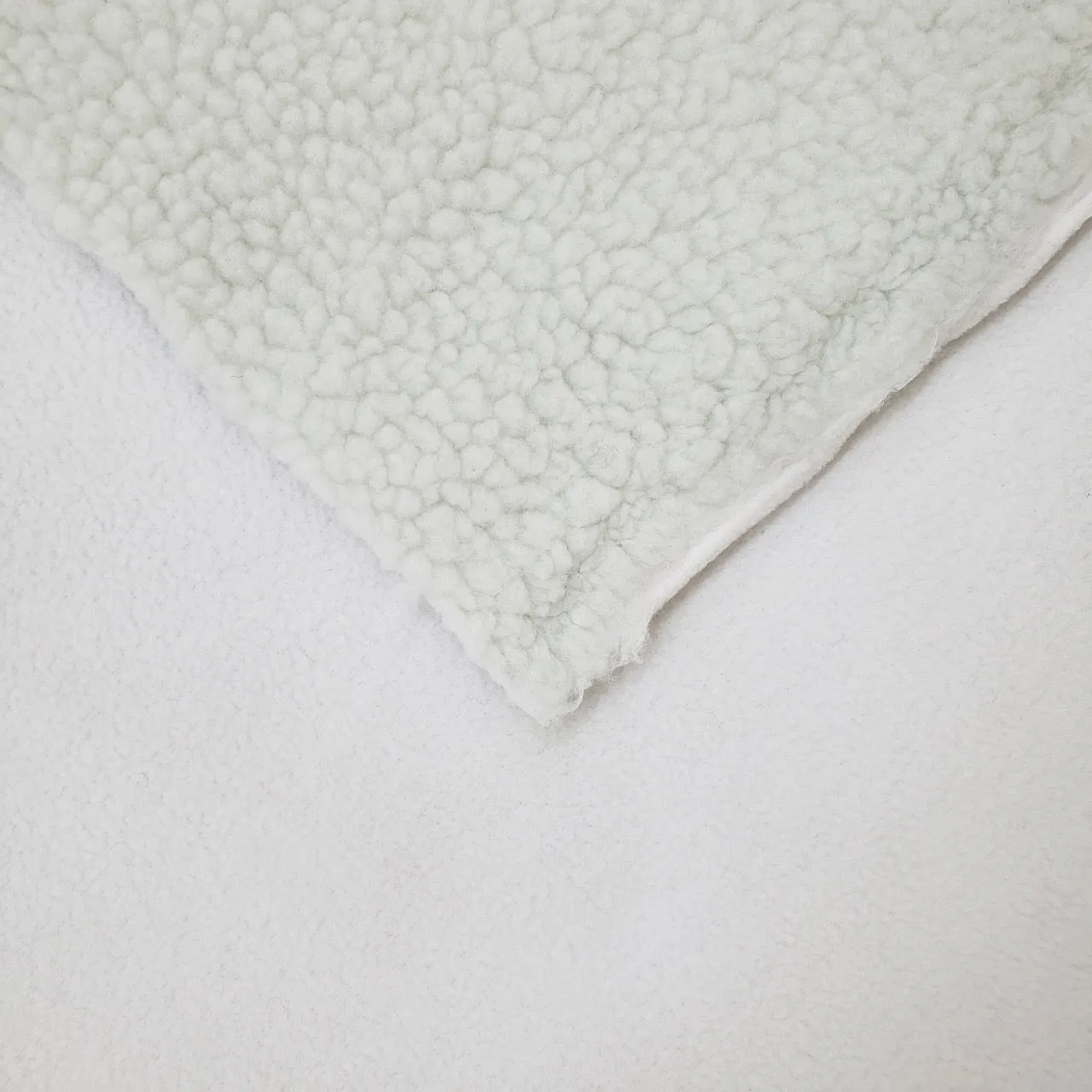 Bonded Sherpa Lining - Heavy (550 GSM)