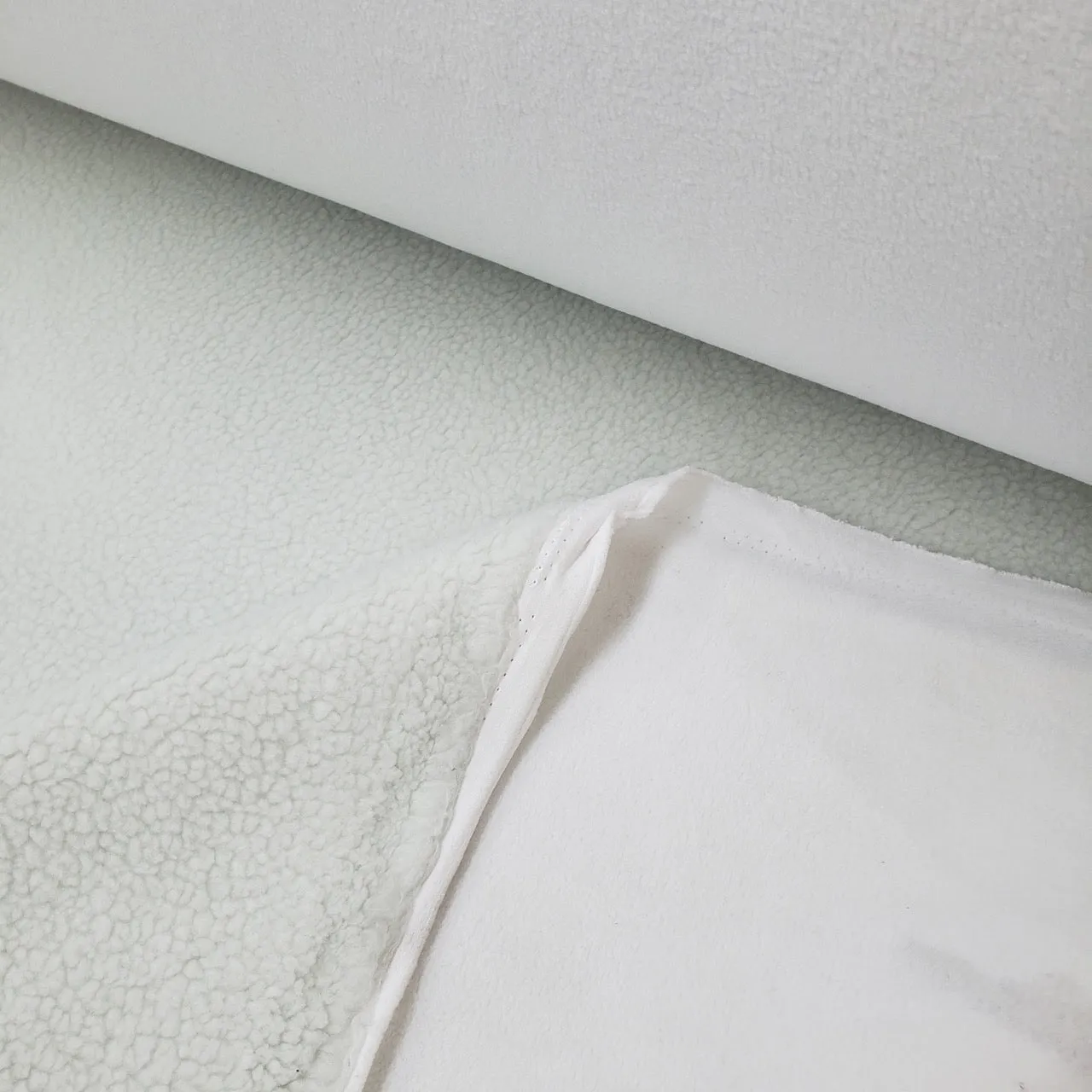 Bonded Sherpa Lining - Heavy (550 GSM)