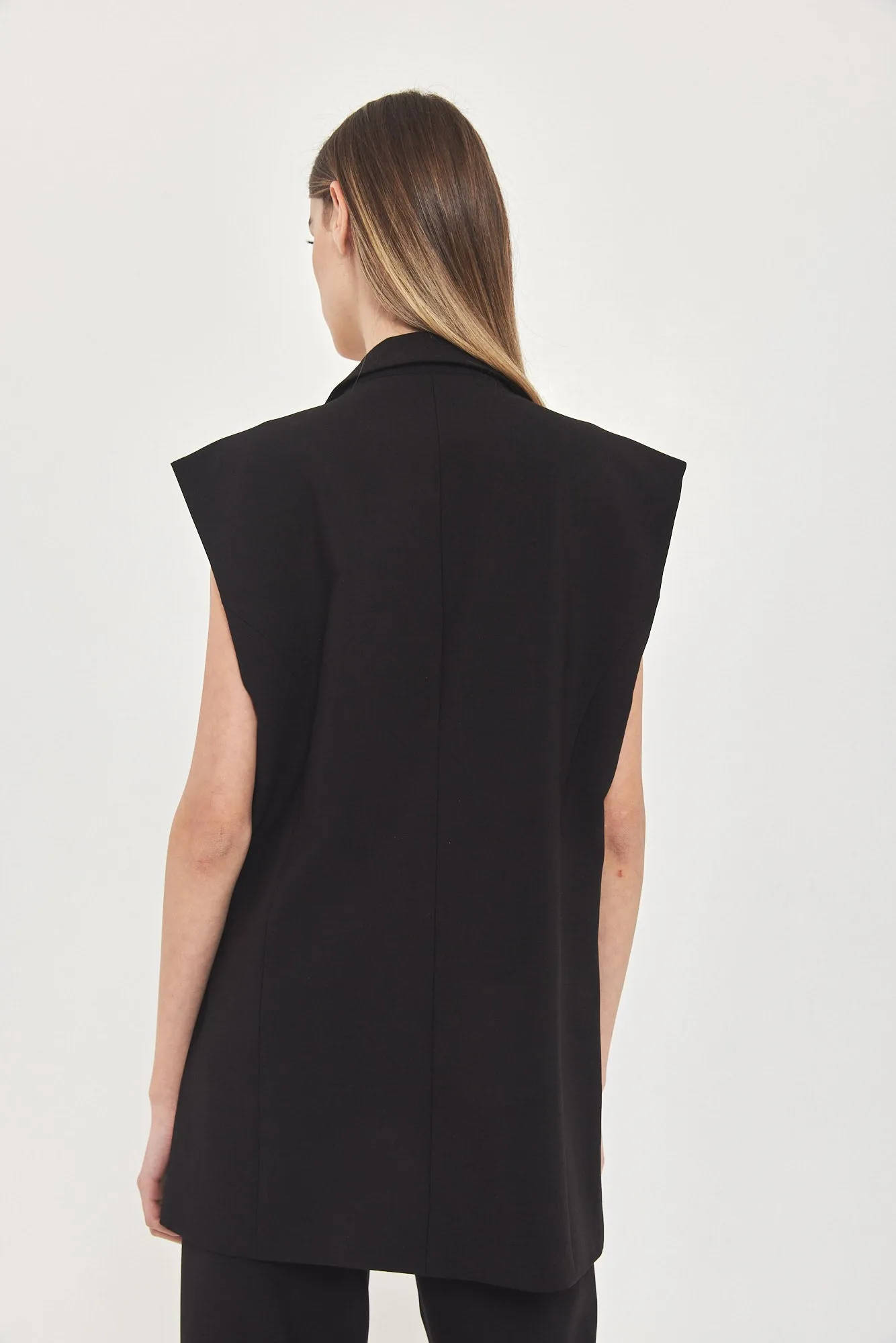CLASSIC VEST