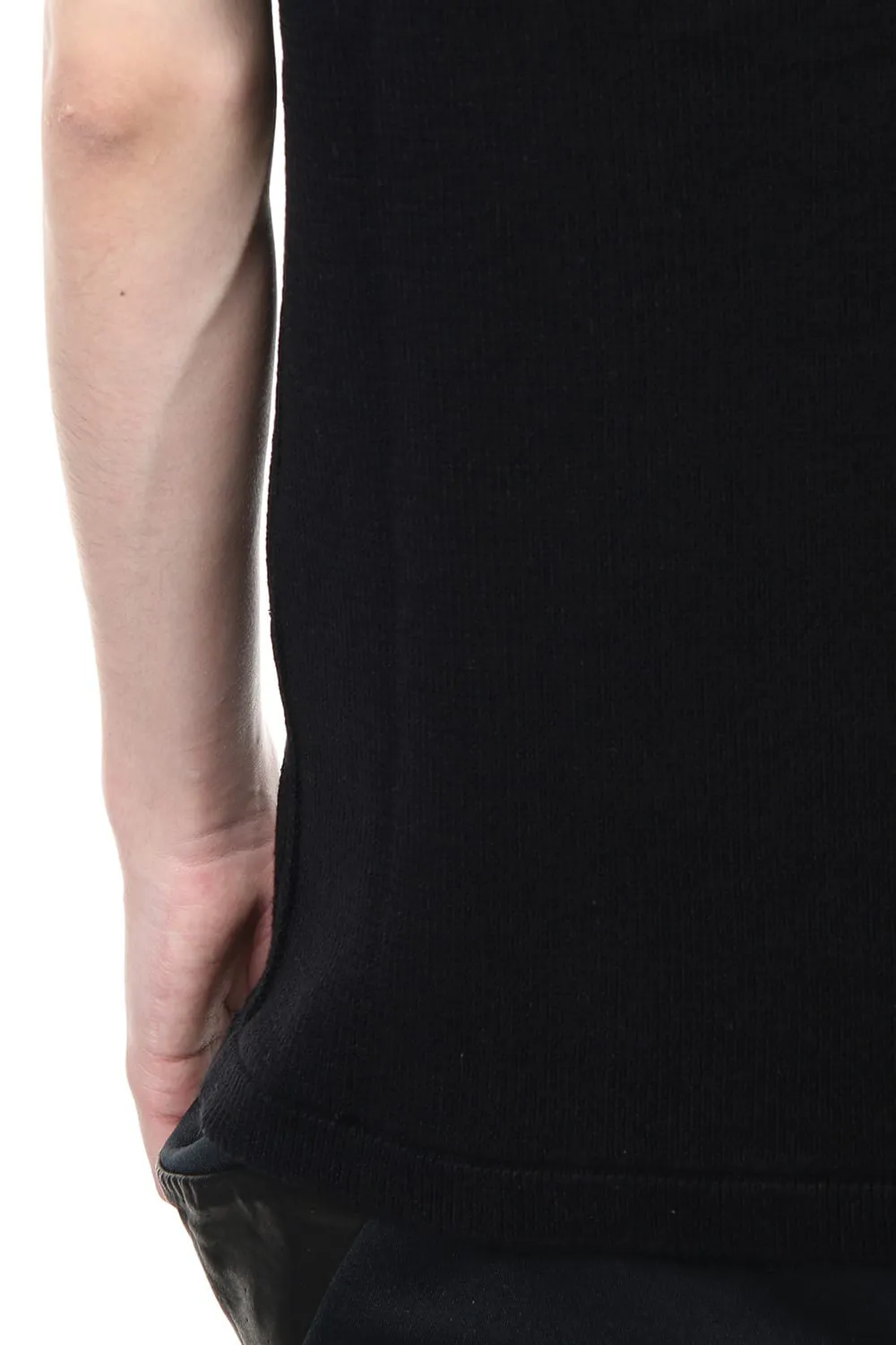 DROP VEST Black