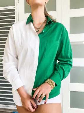 GREEN/WHITE BUTTONED TOP