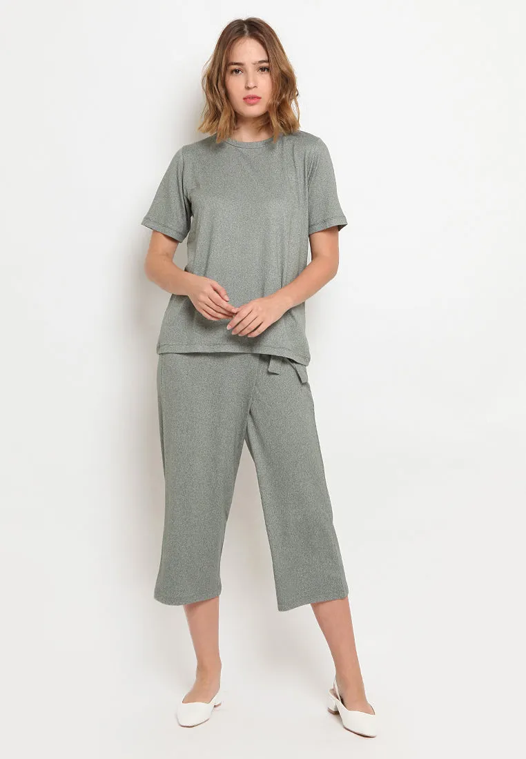 High Waist Crop Pants