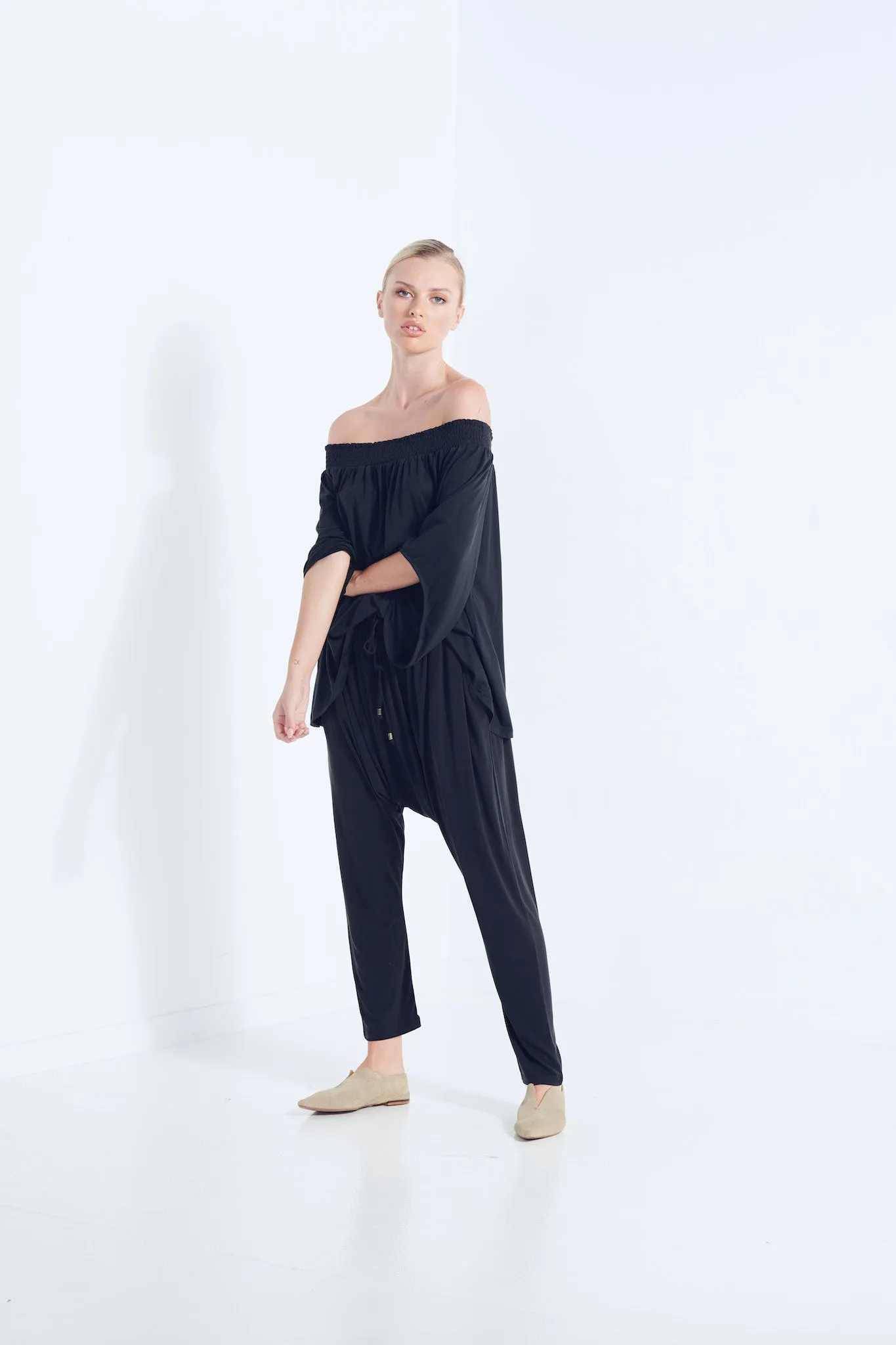 Naevia Off the Shoulder Top - Black