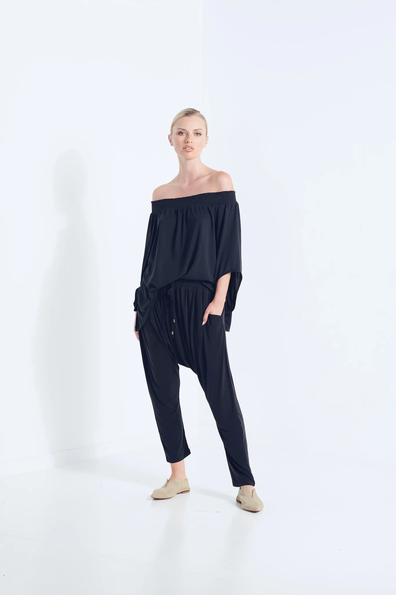 Naevia Off the Shoulder Top - Black