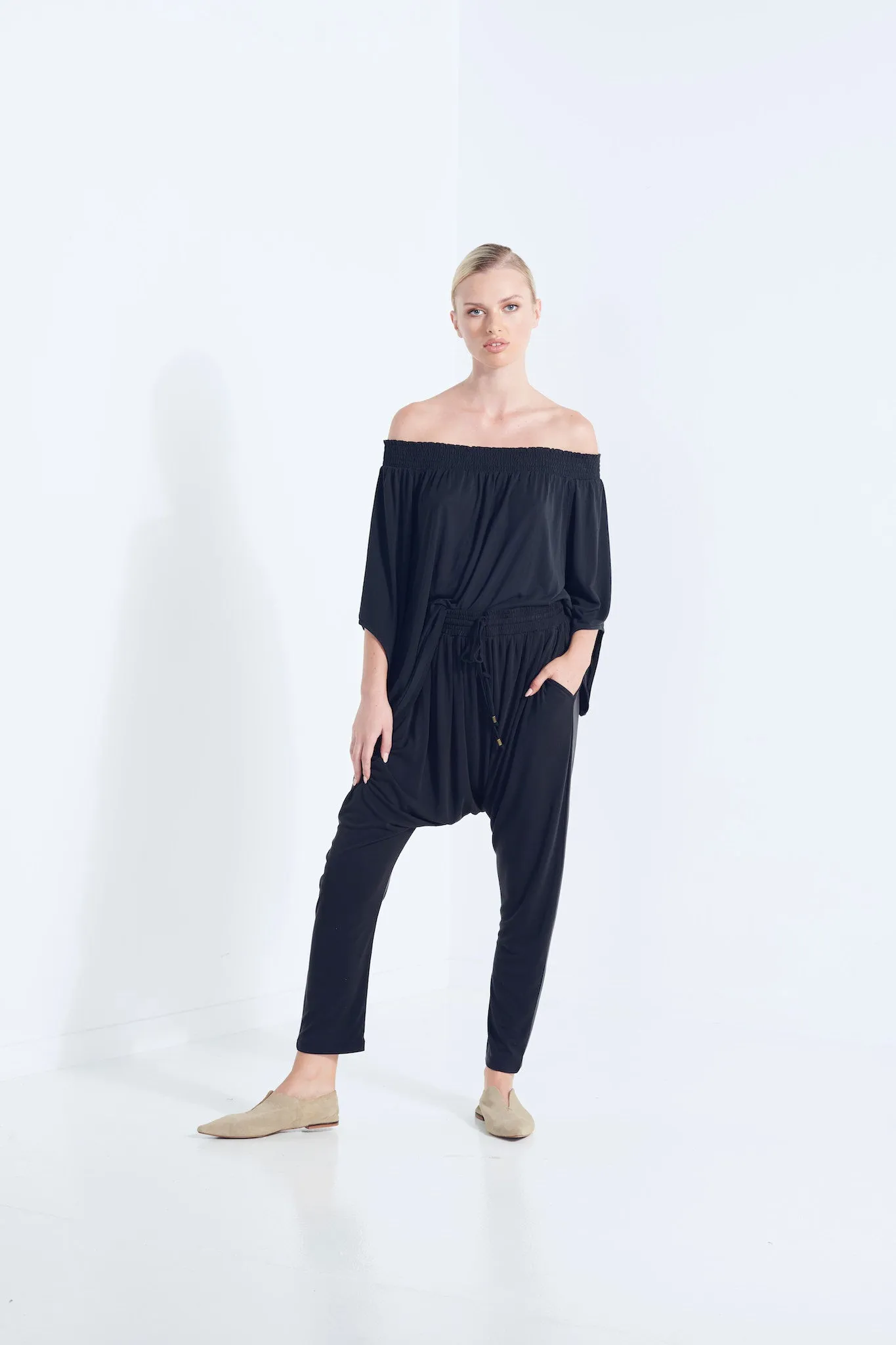 Naevia Off the Shoulder Top - Black