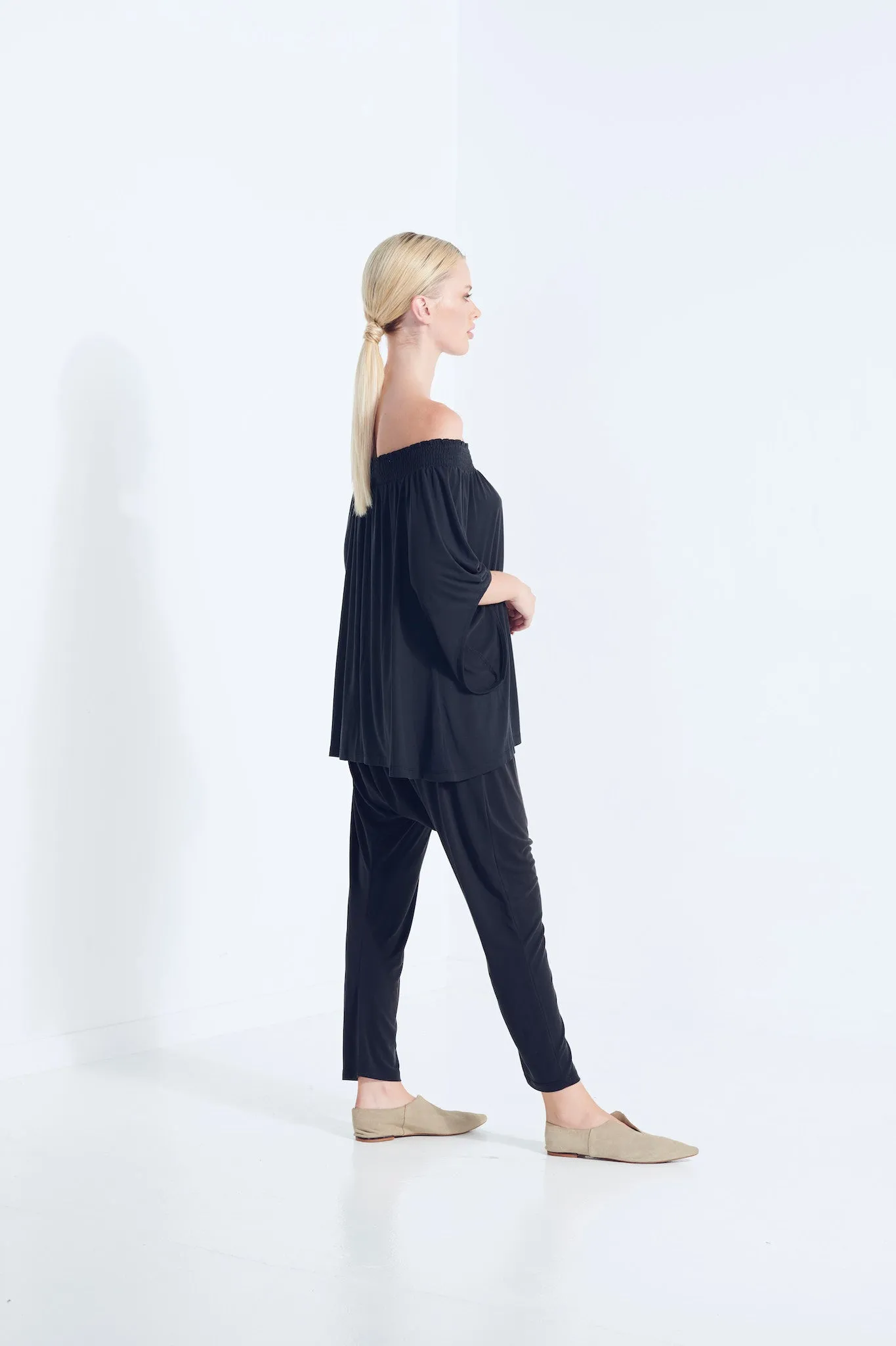 Naevia Off the Shoulder Top - Black