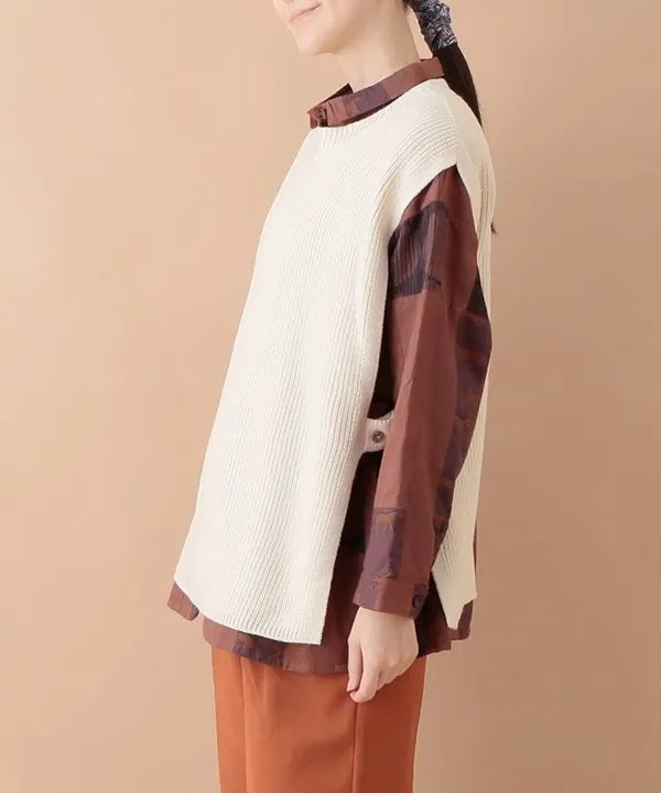 Vest with knitted design between rice paddies 24W425