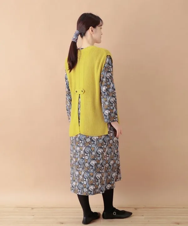 Vest with knitted design between rice paddies 24W425